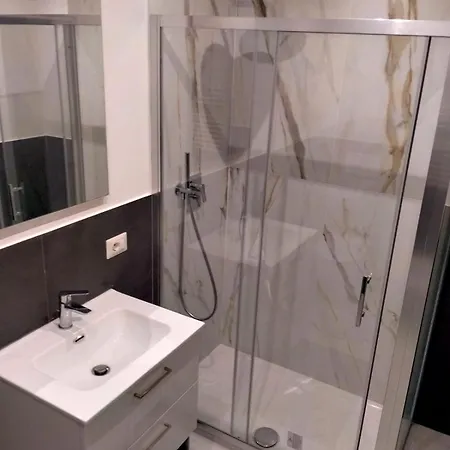 Apartamento Bright House Near Basilica Of Saint Paul, Metro B *